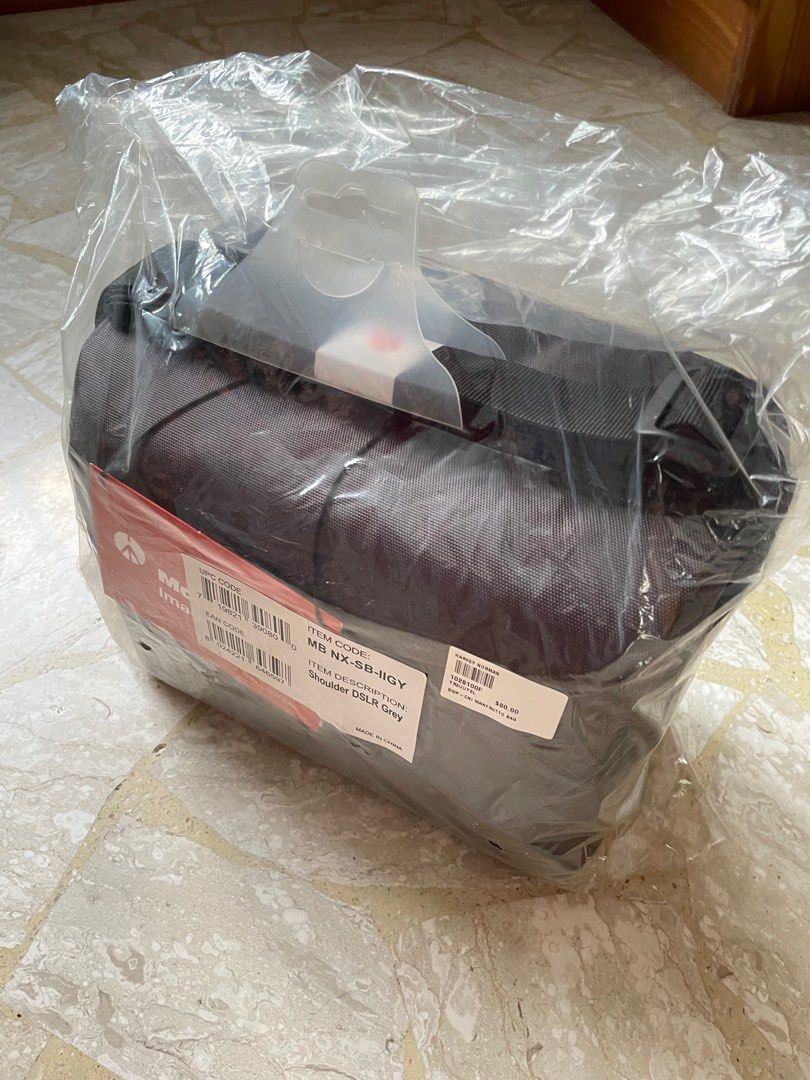 Manfrotto NX camera shoulder bag II Grey for DSLR, Photography