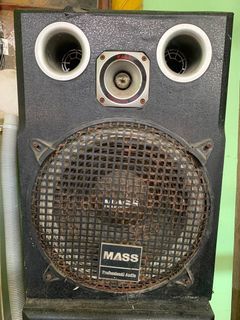 Mass speaker Deffective