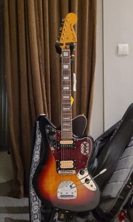Modified kurt cobain squier jaguar