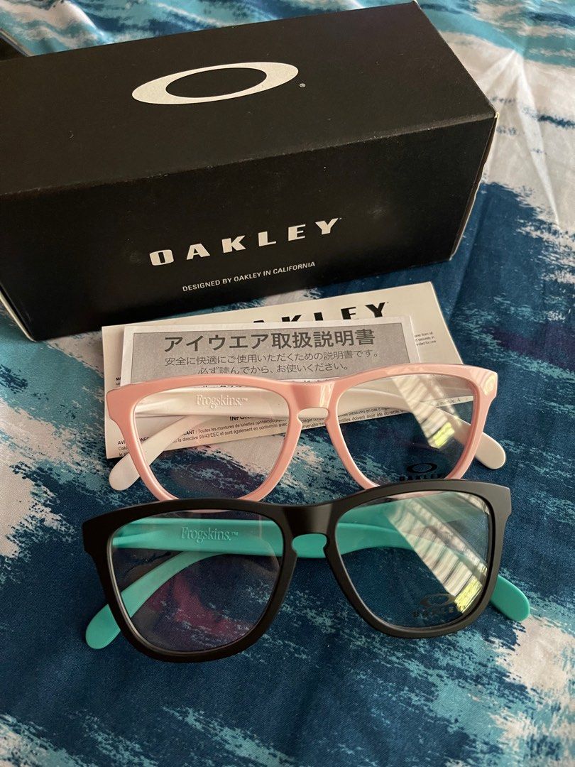 oakley eyeglasses, Men's Fashion, Watches & Accessories, Sunglasses