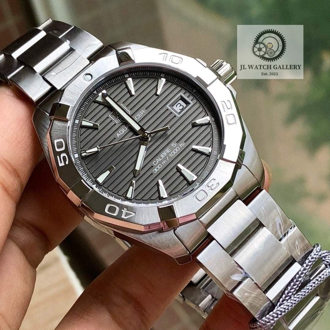 Tag heuer aquaracer silver hot sale dial
