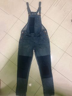 (Category: ) located in . Submitted by rr_19 (Listing ID 1250550095, Image 1). Description: .