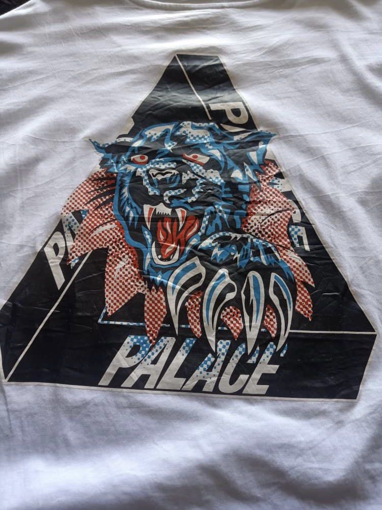 Palace tiger deals t shirt