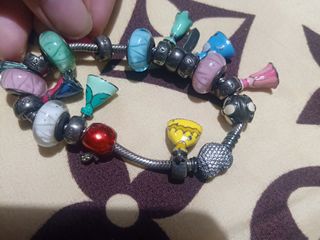 (Category: ) located in . Submitted by datu_021411 (Listing ID 1250557126, Image 1). Description: .
