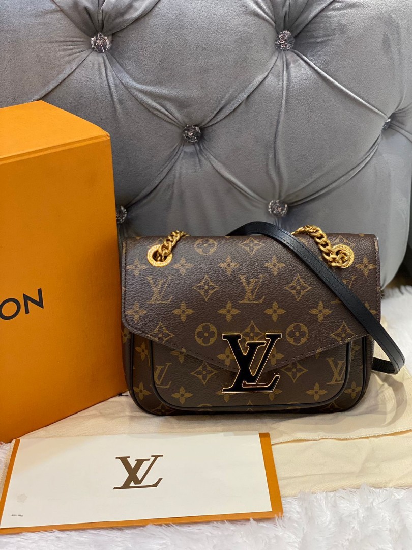 LV Passy Monogram 2021, Barang Mewah, Tas & Dompet di Carousell