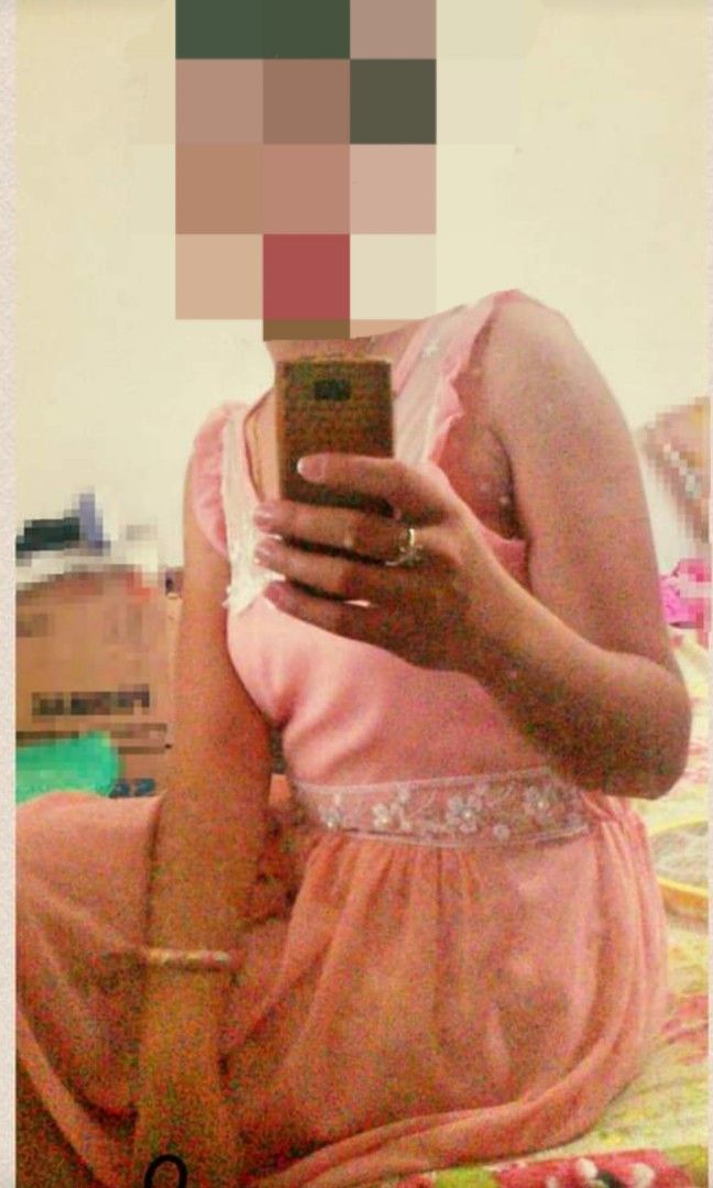 Peach Semi Formal Dress (Category: Dresses) located in Solano. Submitted by aivee09mrie (Listing ID 1250497287, Image 2). Description: Can fit S-M Pinang graduate ko lang.
