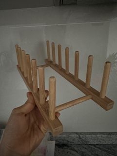 Plates racks