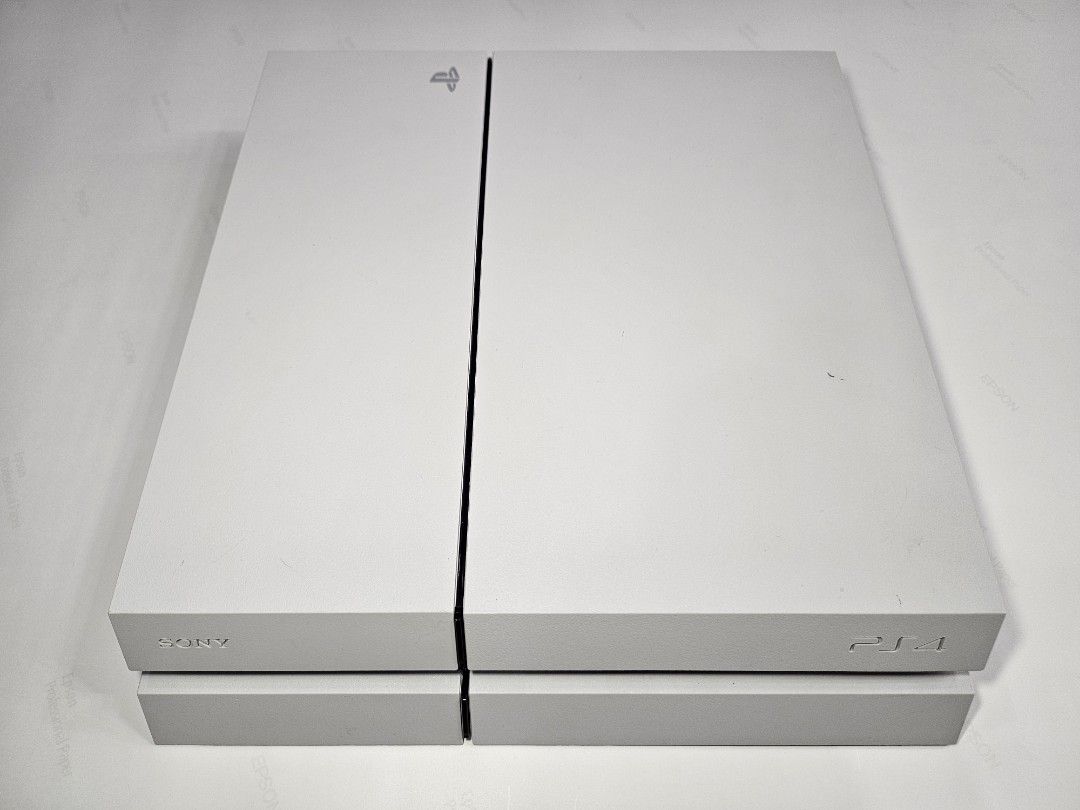 Playstation 4 Console (White), Video Gaming, Video Game Consoles