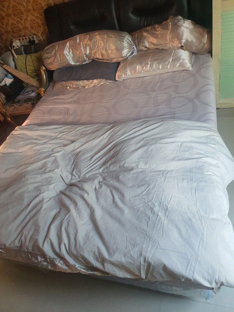 Ranjang full set ukuran 160 x200 (Queen size), Perabotan Rumah di Carousell
