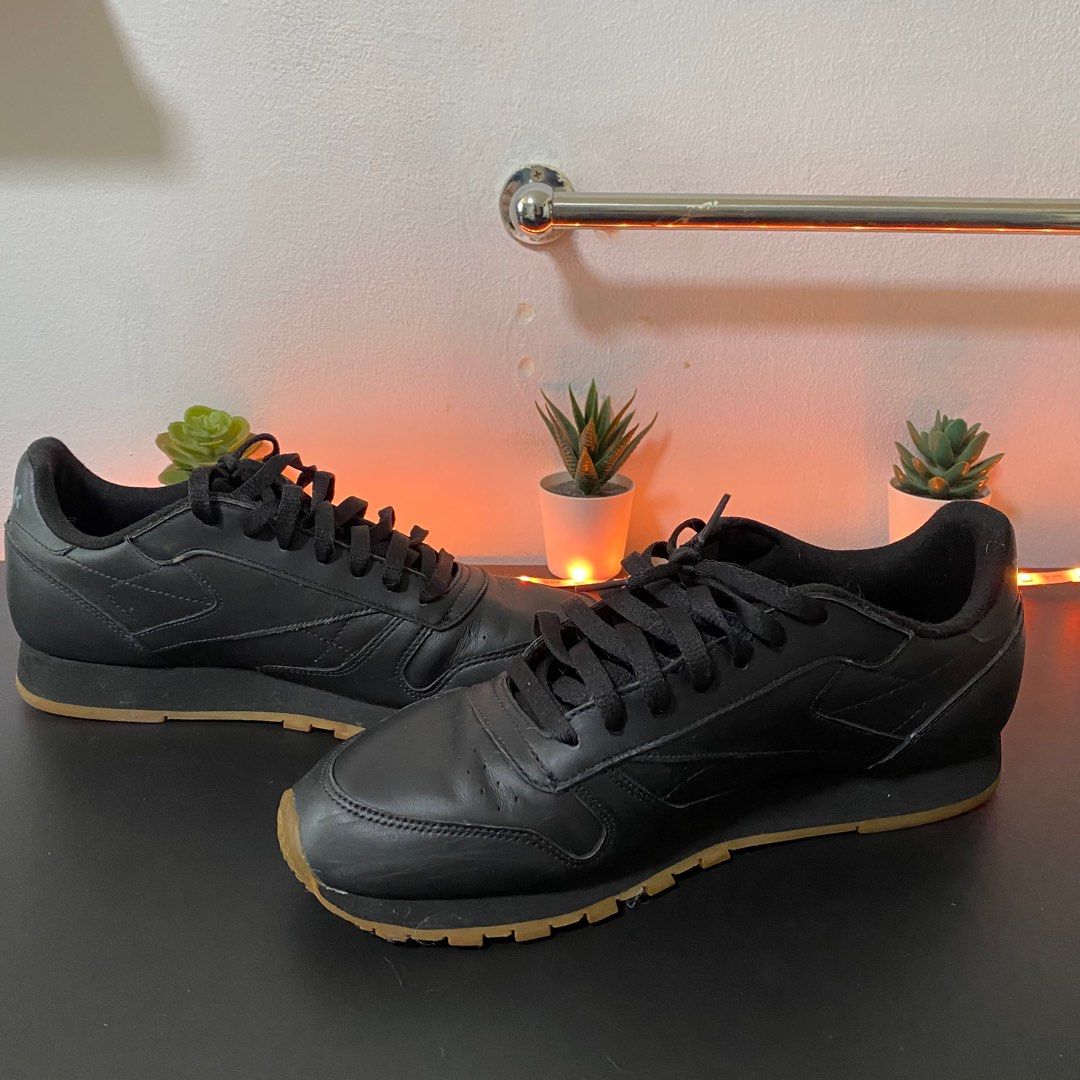 Reebok Classic Leather Black Men s Fashion Footwear Sneakers