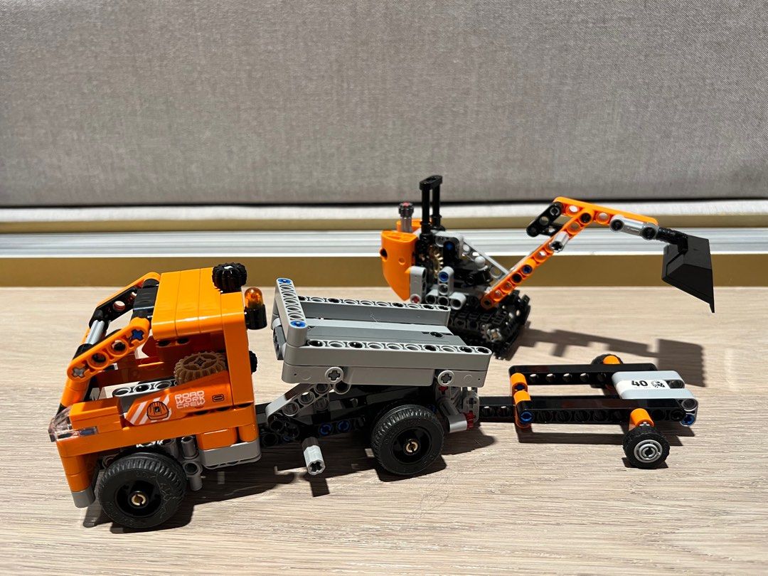 RETIRED] LEGO Technic Roadwork Crew 42060, Hobbies Toys, Toys