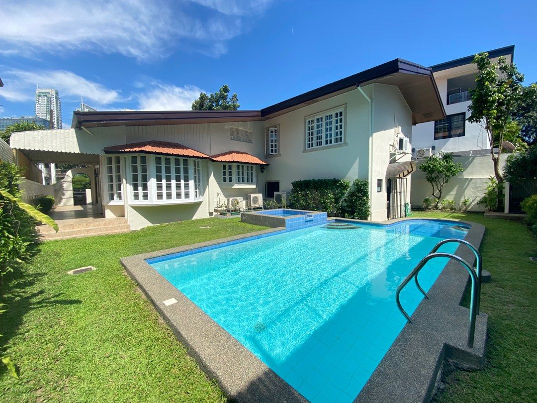 Direct to Owner San Lorenzo Village Makati House and Lot for Rent