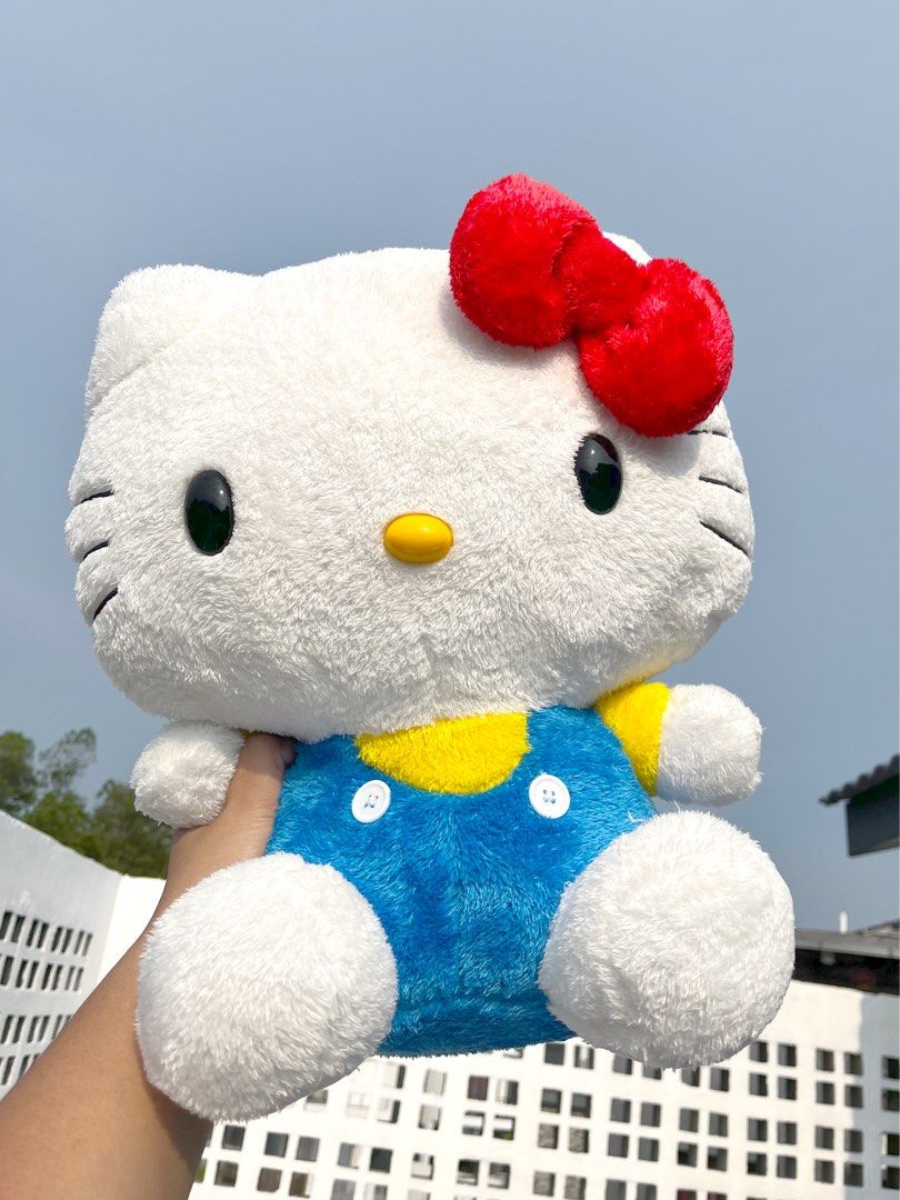 Sanrio Hello Kitty Big Plush, Hobbies & Toys, Toys & Games On Carousell