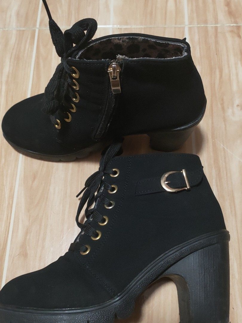 Women's boots with discount 2 inch heels