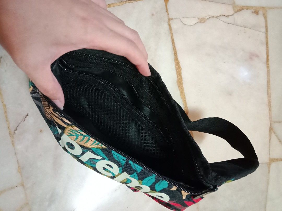 Supreme waist 2025 bag men