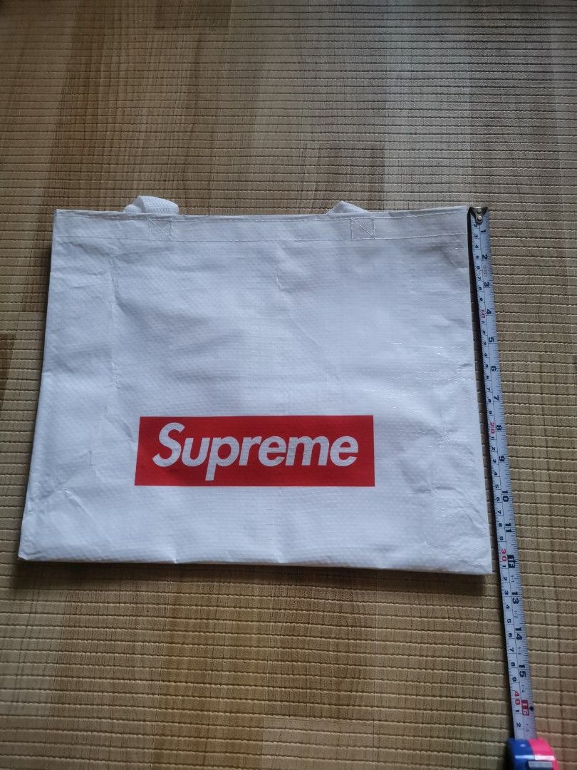 Supreme carrier bag online
