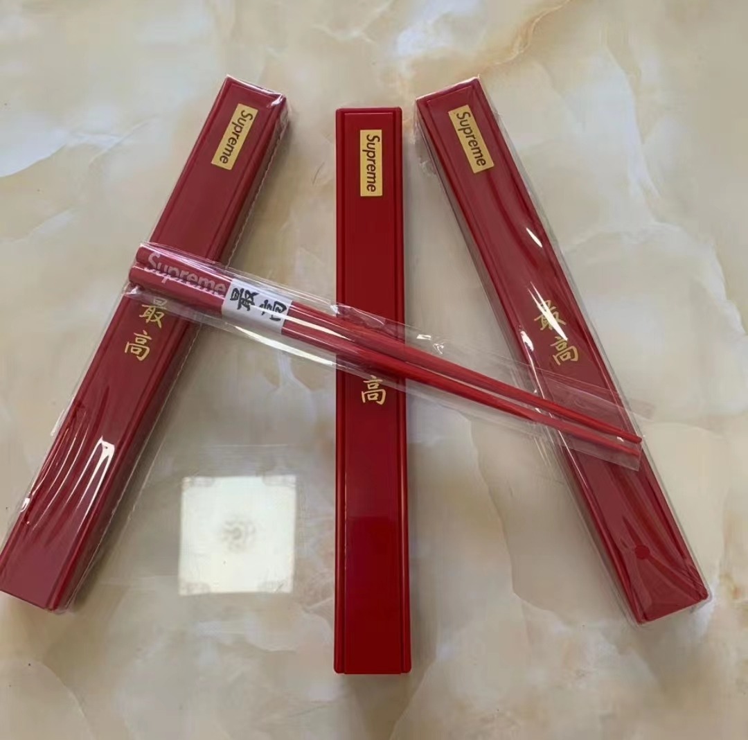 Supreme Chopsticks Set Red 筷子紅色*3, 傢俬＆家居, 廚具和餐具