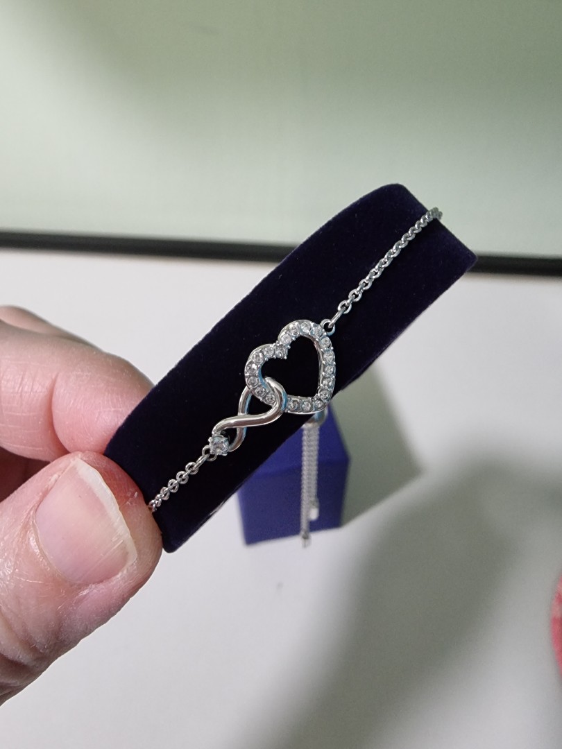 Swarovski Infinity bracelet Infinity and heart, White, Rhodium