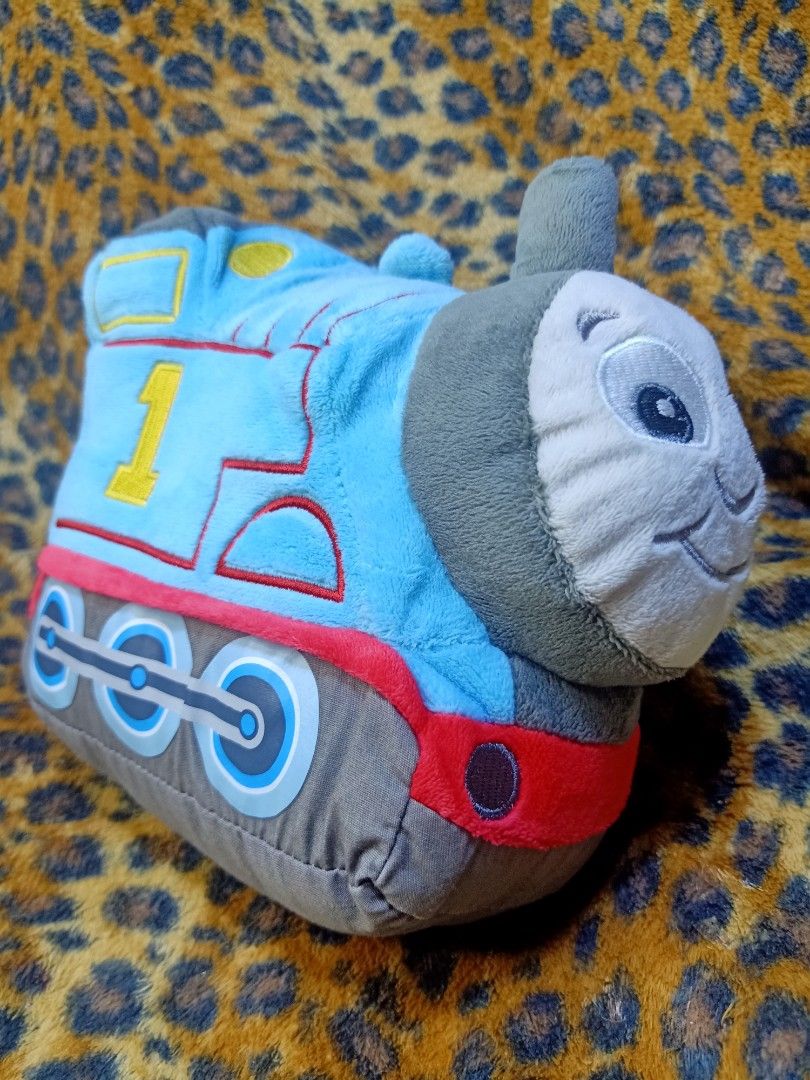 THOMAS AND FRIENDS PLUSH TOY (Category: Plushies & Soft Toys) located in Makati City. Submitted by juriexpi (Listing ID 1250513316, Image 1). Description: 🔥THOMAS AND FRIENDS PLUSH TOY🔥 ✅brand new condition ✅what you see is what you get ✅with authentic Thomas and Friends tag.