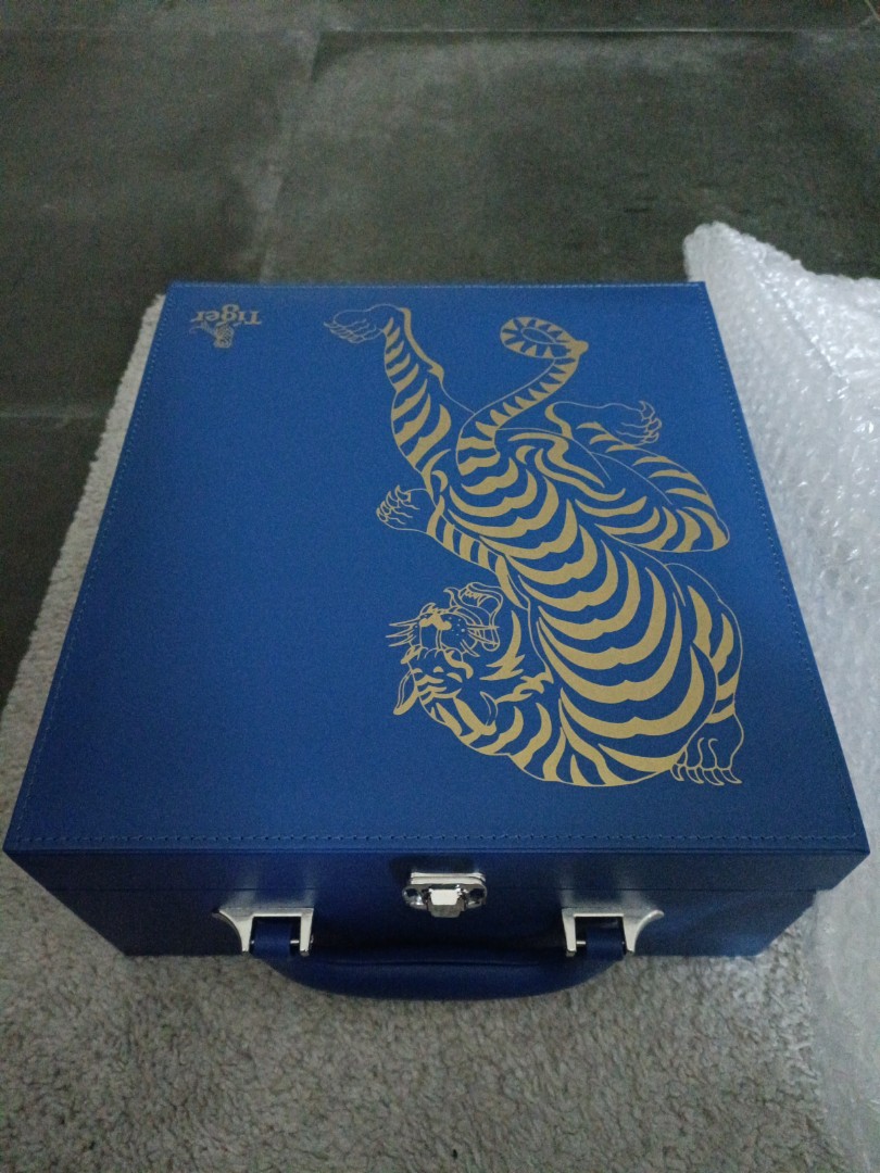 Louis Vuitton Gold Limited Edition Mahjong Tile Set Pendants