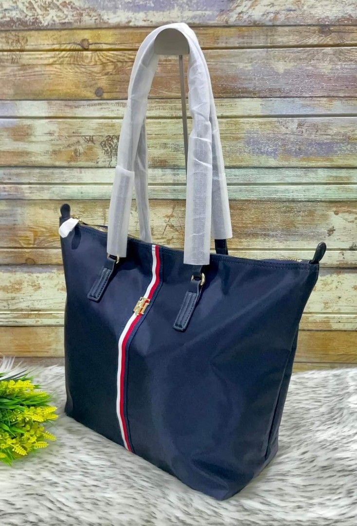 Tommy sales poppy tote