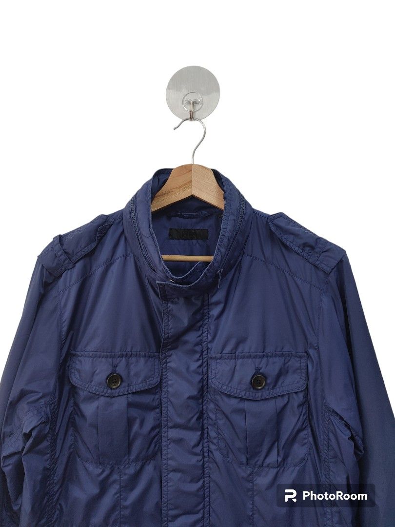 Uniqlo nylon jacket top