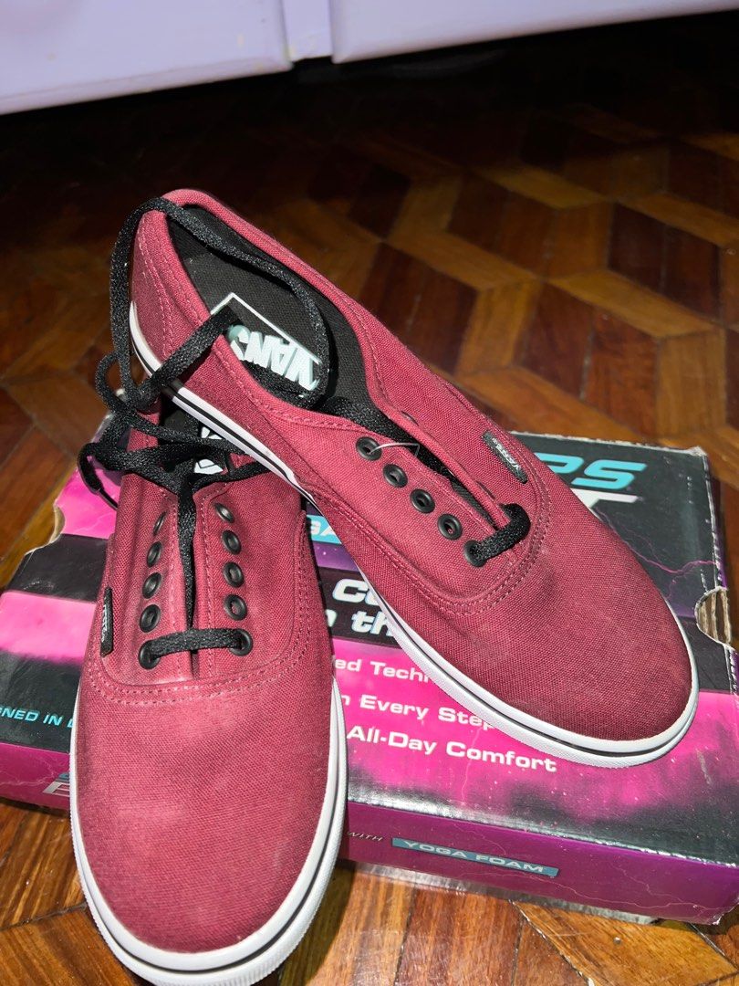 Maroon and black vans discount