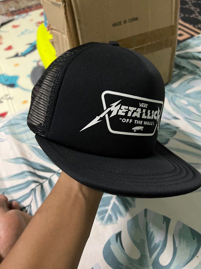 Vans Metallica trucker