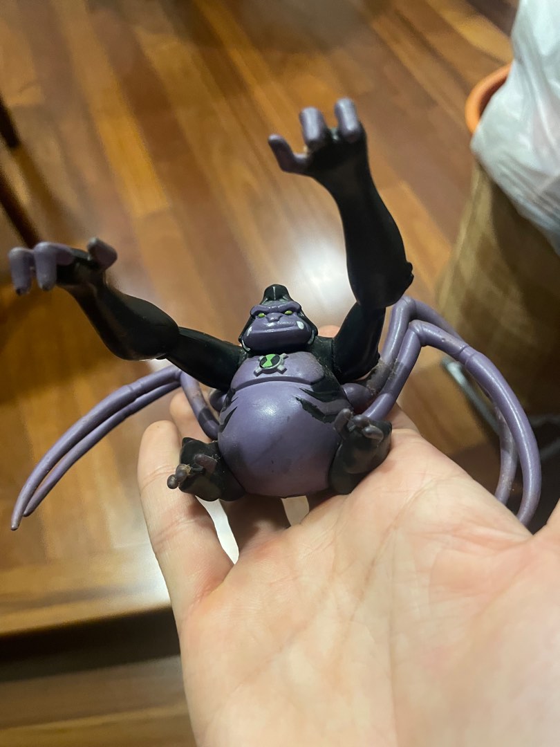 Very rare ben 10 ultimate spider-monkey figure, Hobbies & Toys, Toys
