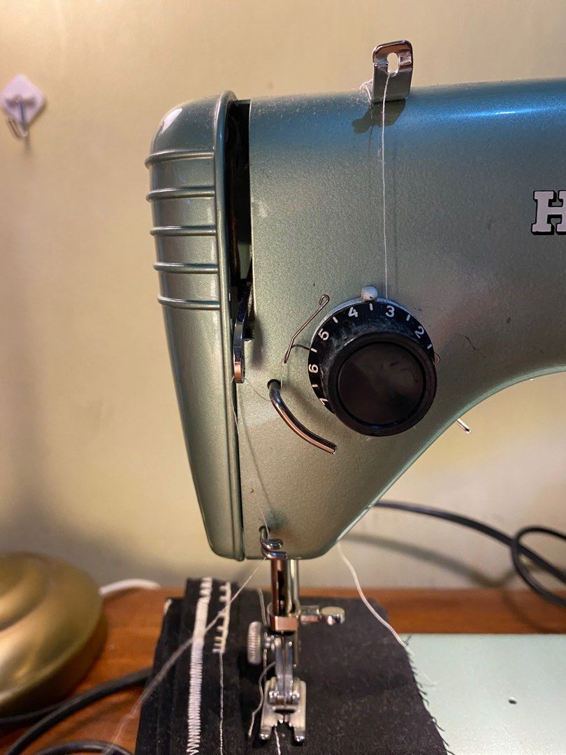 Vintage sewing machine, TV & Home Appliances, Other Home Appliances on