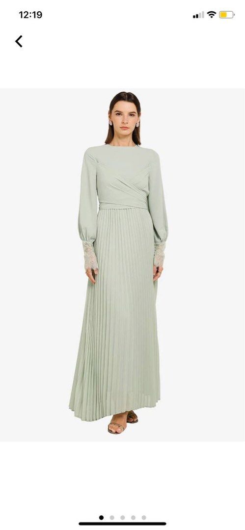 Zalia- Lace cuff pleated dress, Women's Fashion, Dresses & Sets, Dresses on Carousell Zalia- Lace cuff pleated dress, Women's Fashion, Dresses & Sets, Dresses on Carousell