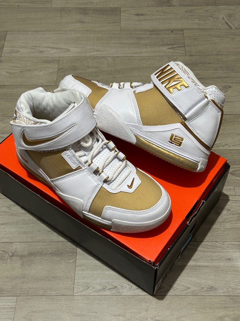 100 Authentic Nike Zoom LeBron II 2 Gold Retro SIZE 9.5 US 8.5