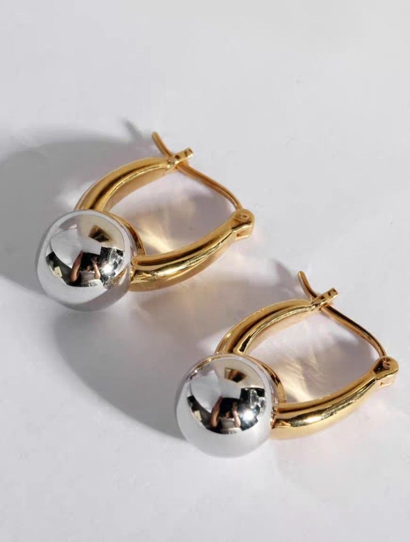 Gold hoops clearance with balls