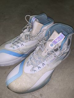(Category: ) located in . Submitted by SneakerHead (Listing ID 1250688496, Image 1). Description: .