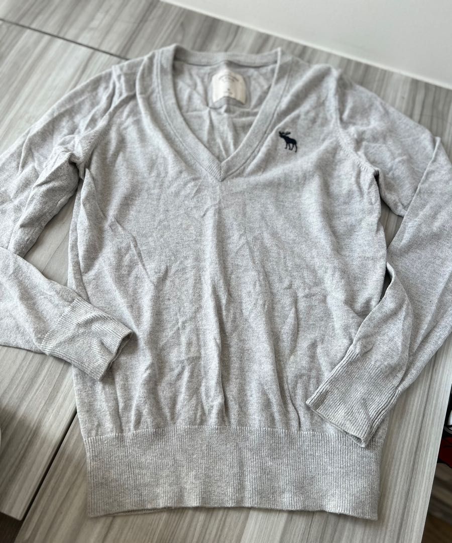 Abercrombie sales moose sweater