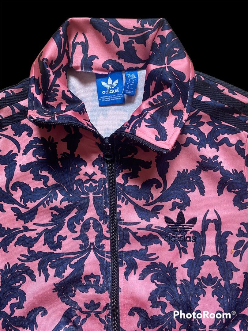 ADIDAS FLOWER DESIGN SWEATER ZIPPER Women s Fashion Coats