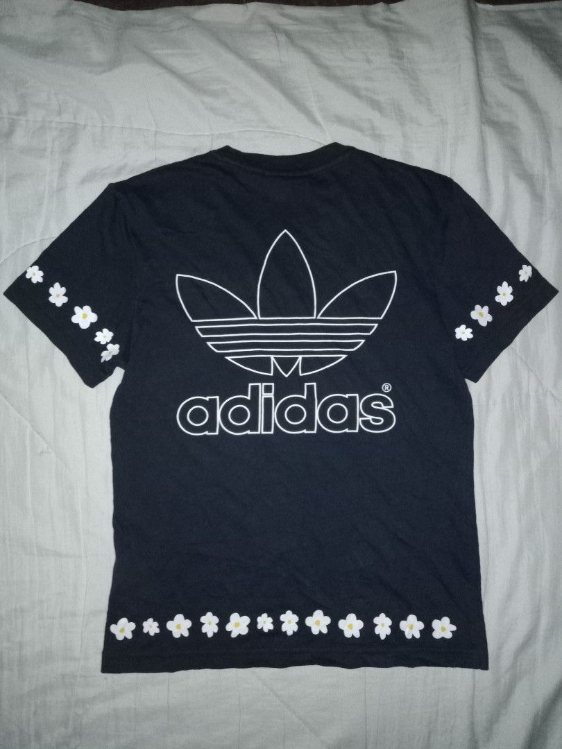 Adidas X Pharrell Williams Flower Logo T Shirt M Blue, Men'S Fashion, Tops  & Sets, Tshirts & Polo Shirts On Carousell
