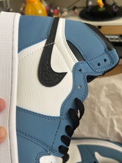 AJ university blue isneakers