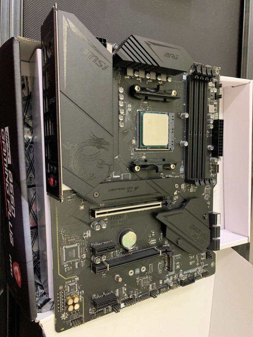 Ryzen hot sale 3900 motherboard