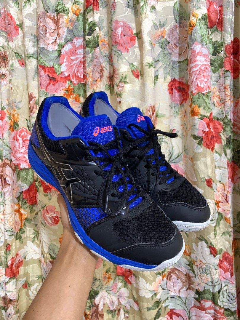 Asics domain 4 deals