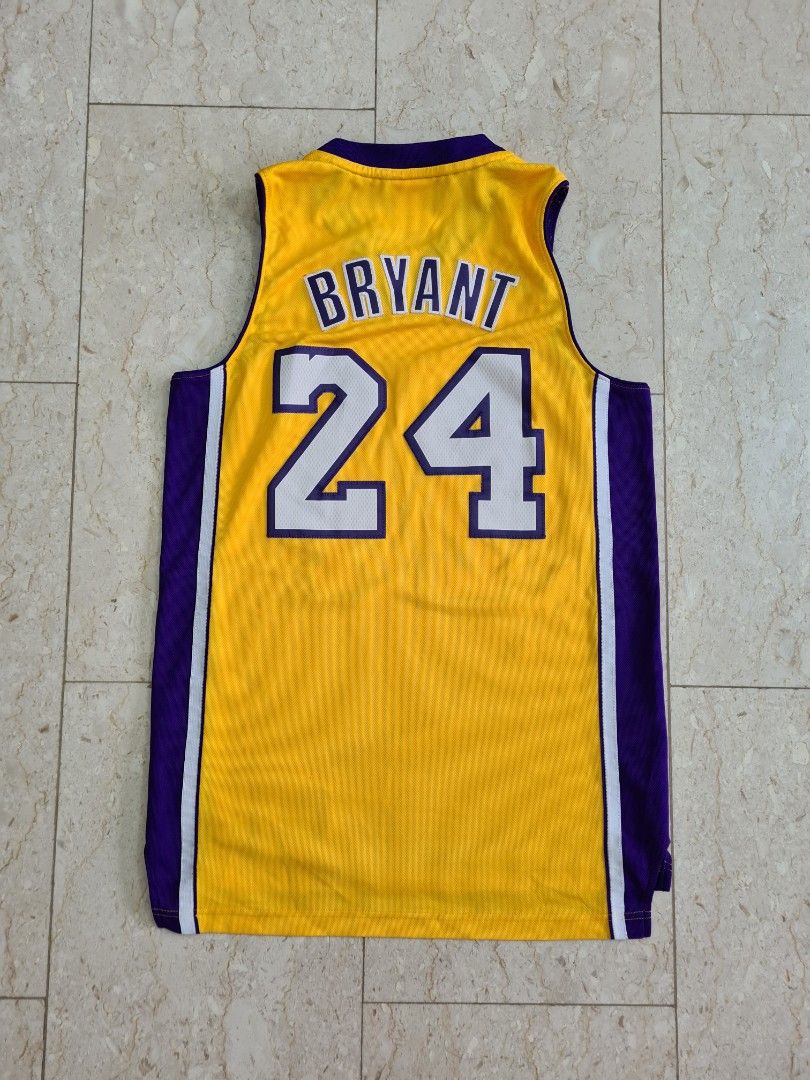 LA Lakers Black Mamba authentic Kobe Bryant NBA jersey, Men's Fashion,  Activewear on Carousell