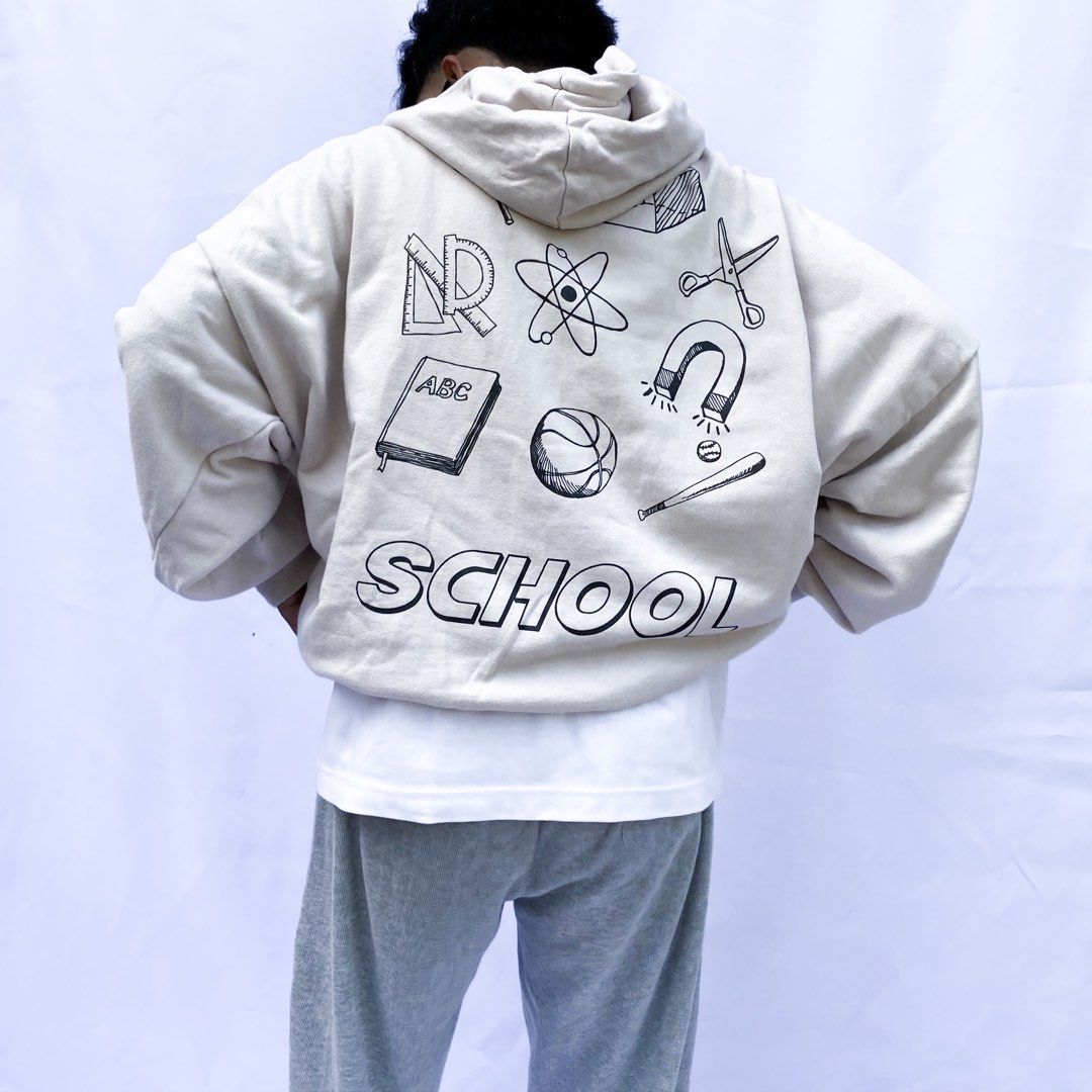 Authentic Authentic XTONZ School Supplies Cream Hoodie (Category: Hoodies) located in Iloilo. Submitted by sasukejd (Listing ID 1250728286, Image 2). Description: X-Large for men, XXL for women Dimensions: 29x28 (Boxy) Can add up to your streetwear! High quality prints, no crackprints! (swipe left for more details) Washable stain (see photos).
