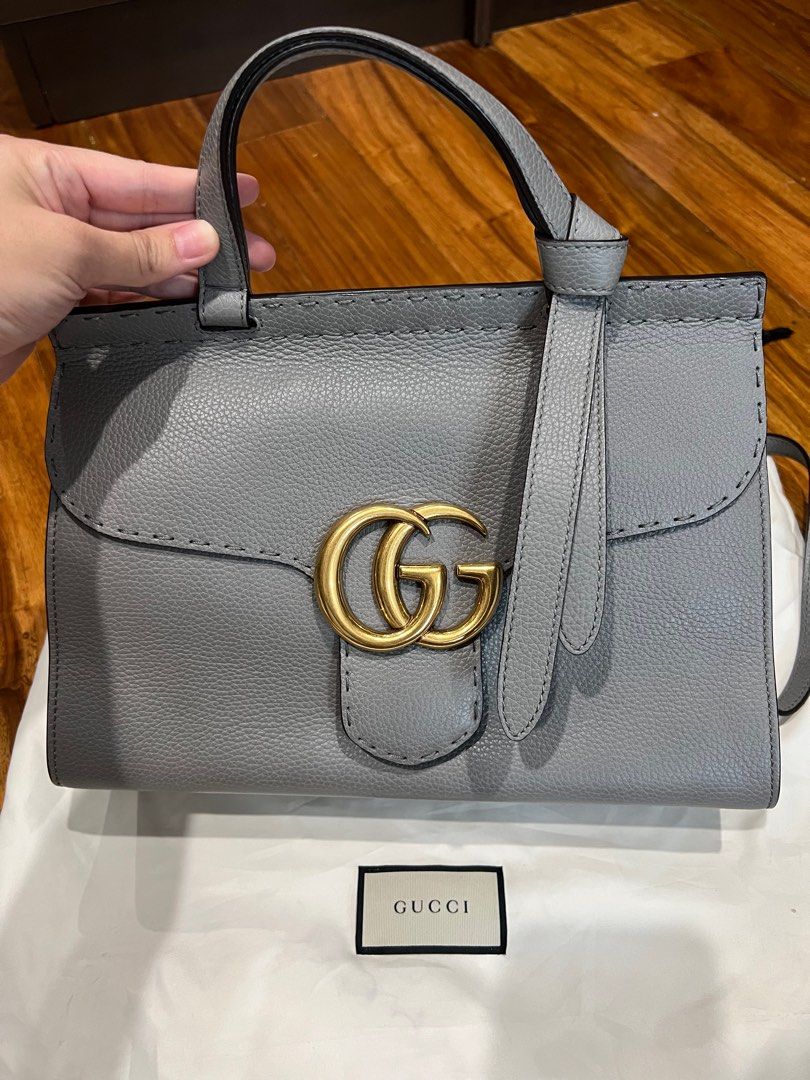 Gucci gg marmont medium top handle bag deals