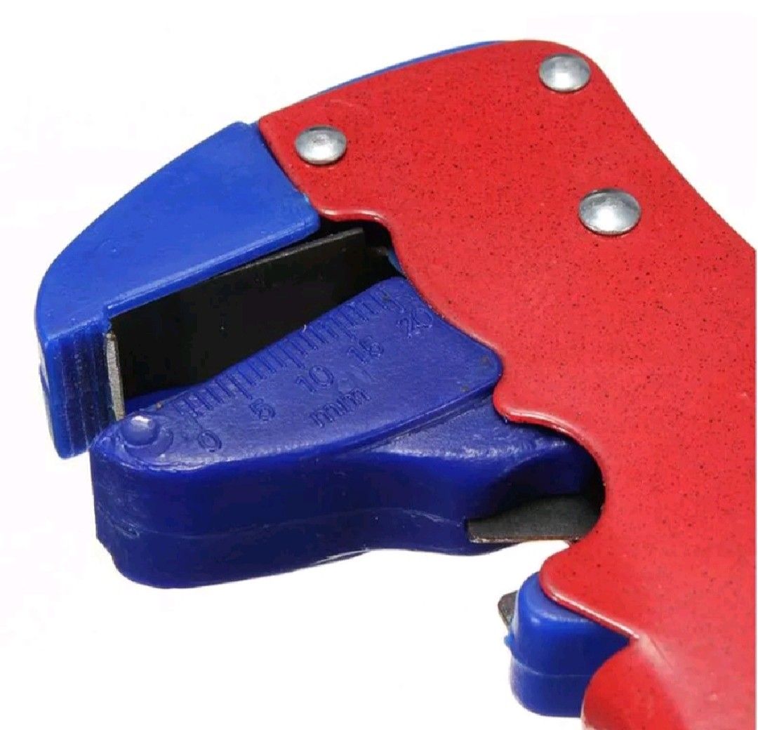 Automatic wire stripper (Category: Home Improvement Tools & Accessories) located in Singapore. Submitted by mreverything (Listing ID 1250696469, Image 2). Description: suitable for electrician and electronics hobbyist wire stripper stripping and trimming adjustable slider and scale size stranded wire,hard copper wire,multi-core wire cable all can..