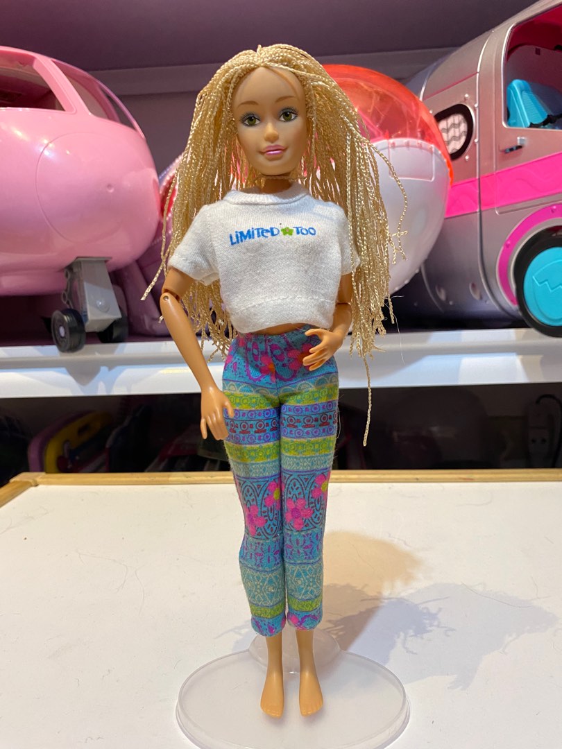 BARBIE FLAVAS ROUSSE Tika 2003 Neuve Boite Avec Ses Accessoires EUR 30,00 - FR
