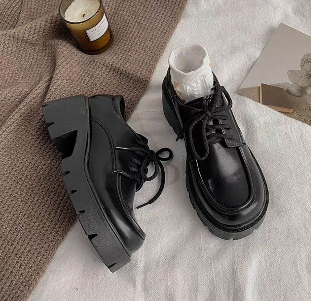 Matte shop black loafers