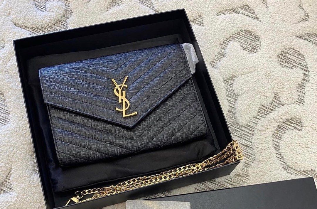 Bnew YSL CLUTCH w generic chain