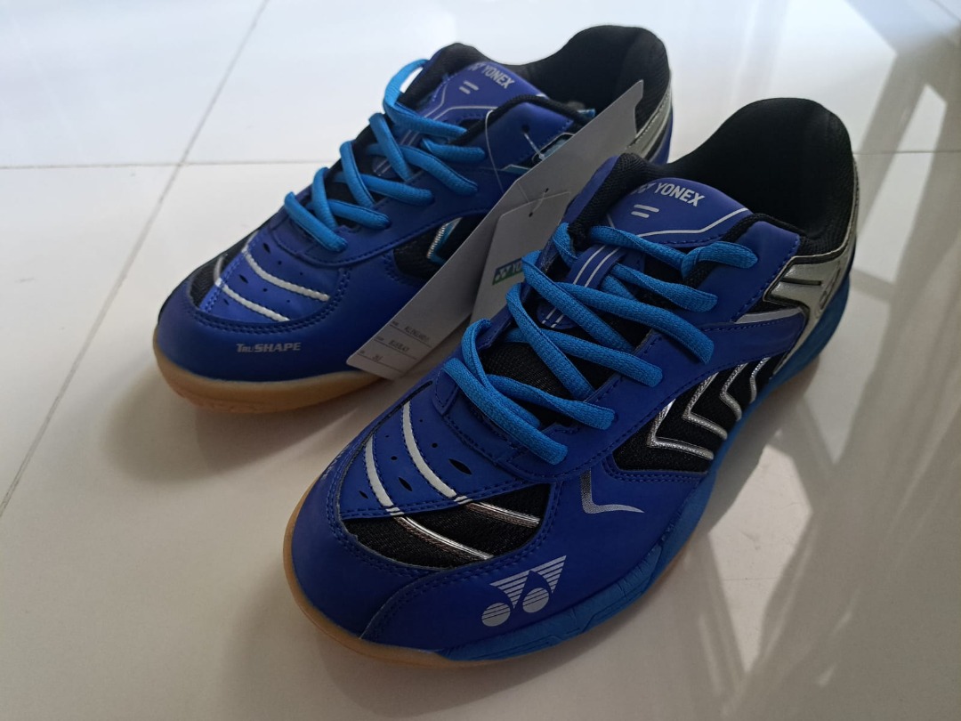 BRAND NEW Yonex Badminton Shoes