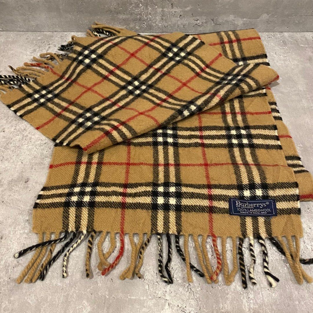 Burberry nova check wool muffler scarves Women s Fashion Watches