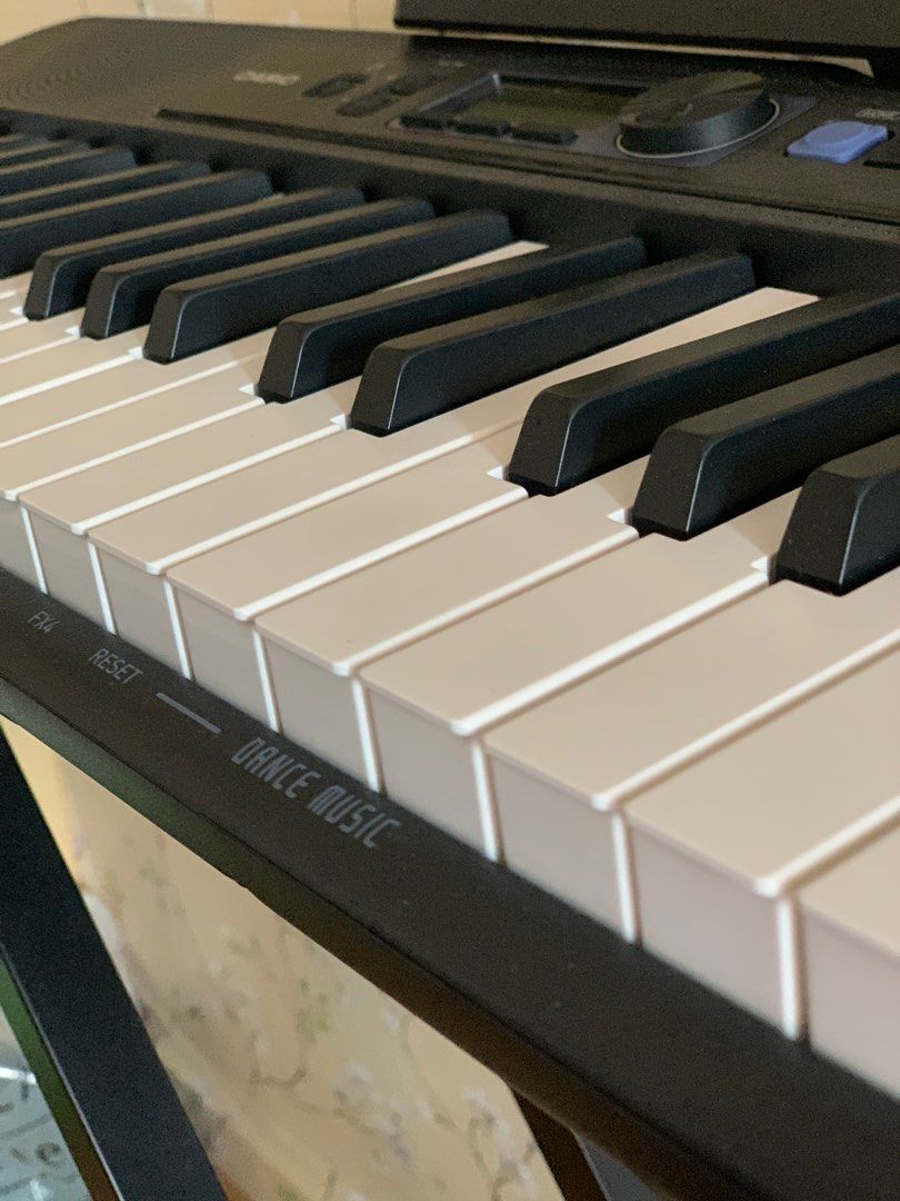 Casio CT S300 Piano Keyboard Touch Sensitive Hobbies Toys